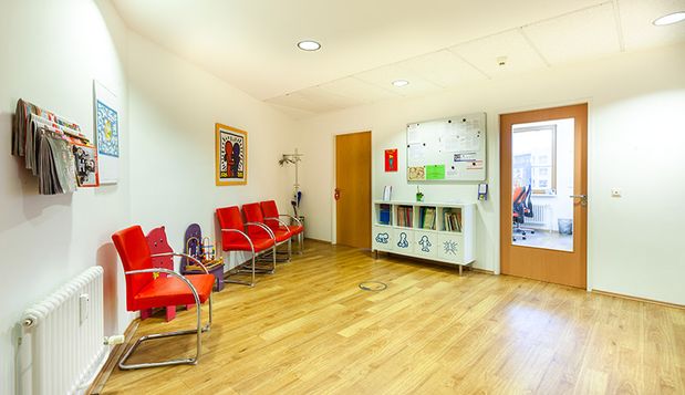 Praxis für Ergotherapie Christiane Rothe - Praxis Berlin Wilmersdorf Wartefläche